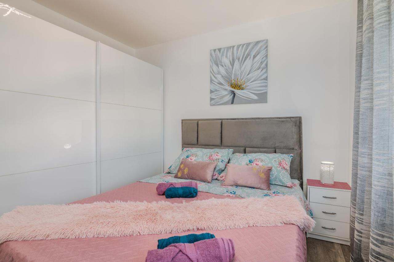 Apartman Luxury Lure Крк Екстер'єр фото
